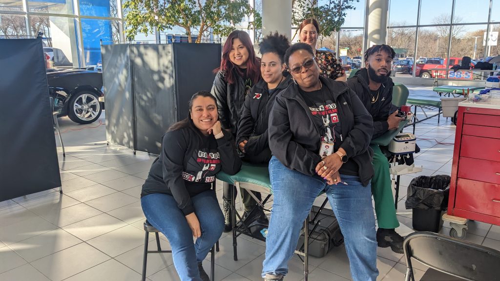 volunteers at blood drive at lou bachrodt auto mall
