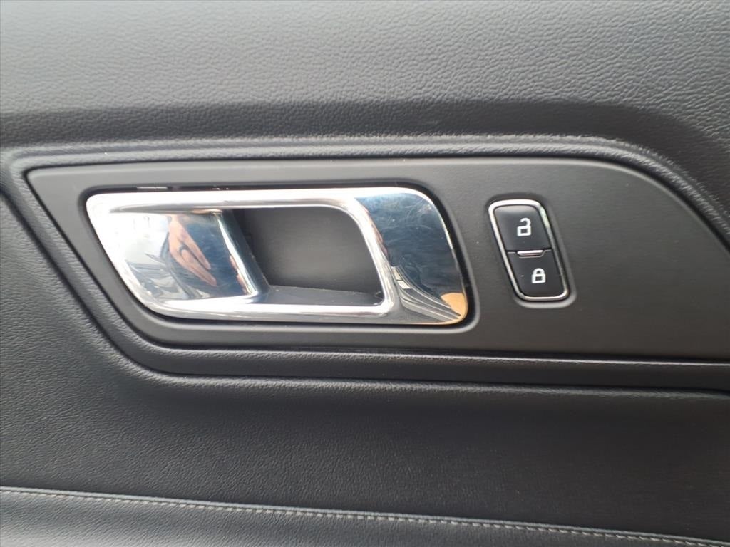 2016 Ford Mustang EcoBoost Premium