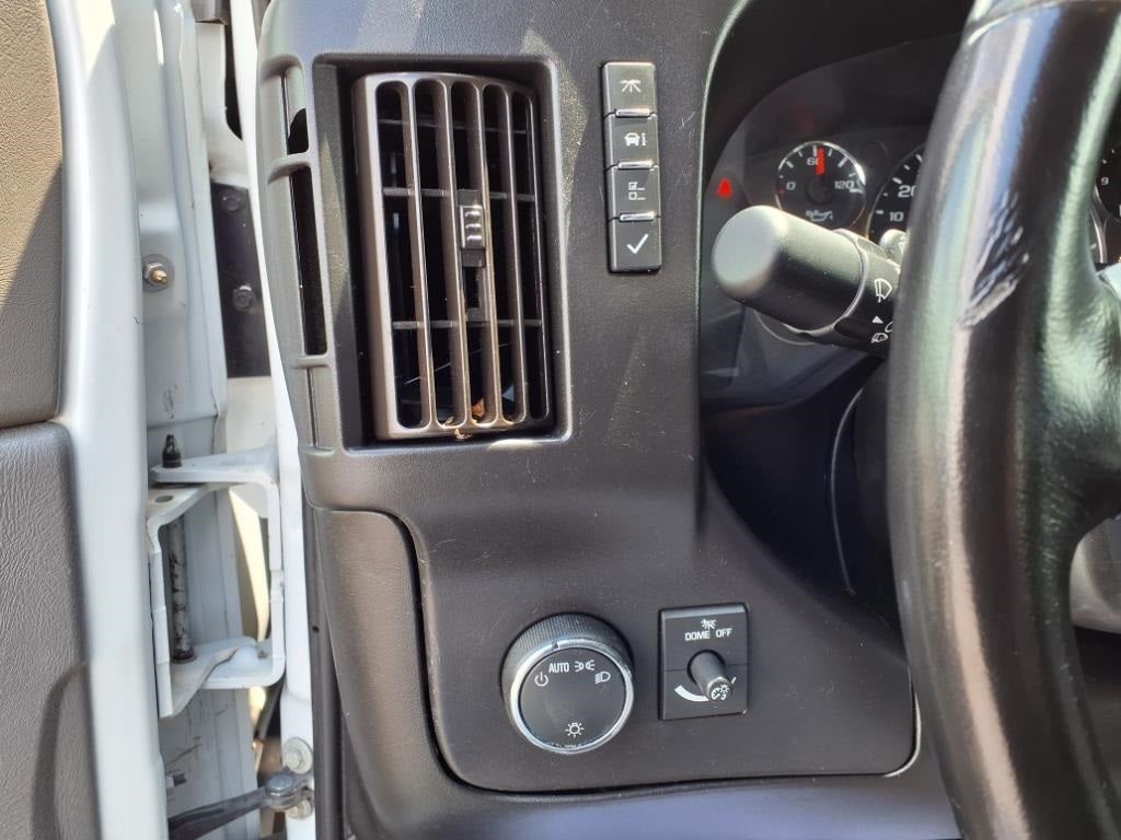 2024 Chevrolet Express 2500 Work Van Cargo