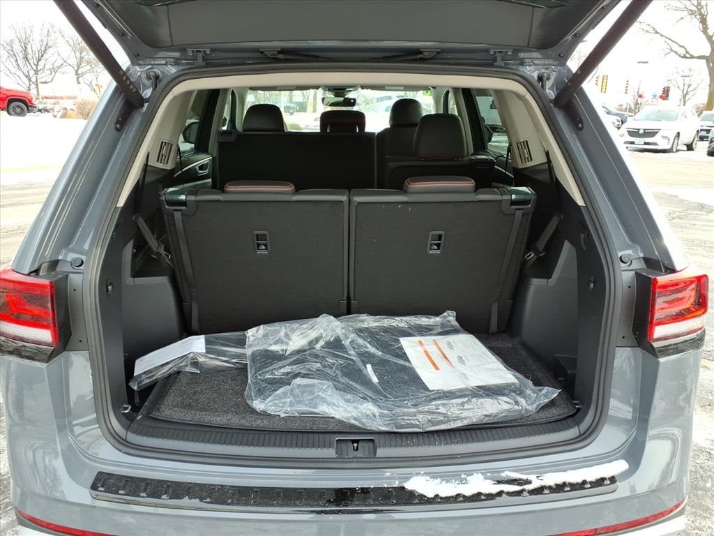 2026 Volkswagen Atlas 2.0T Peak Edition