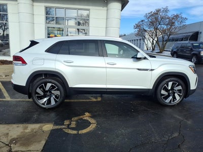 2026 Volkswagen Atlas Cross Sport 2.0T SE w/Technology