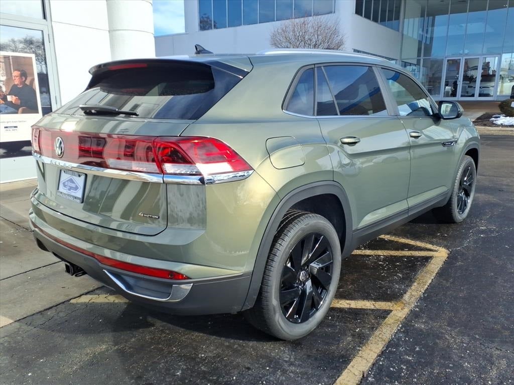 2026 Volkswagen Atlas Cross Sport 2.0T SE w/Technology
