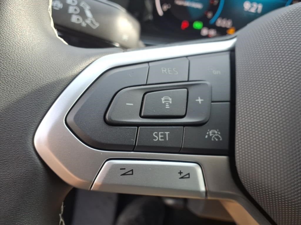 2026 Volkswagen Atlas Cross Sport 2.0T SE