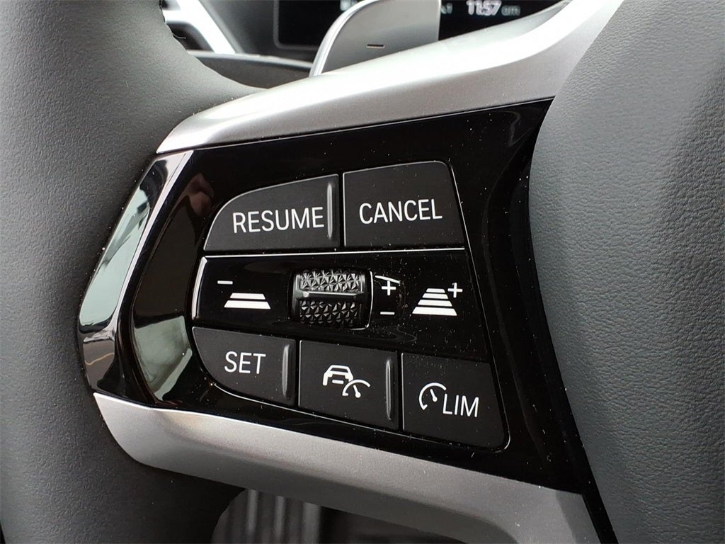 2025 BMW 330i 330i xDrive