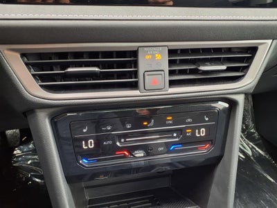 2025 Volkswagen Taos 1.5T SE Black