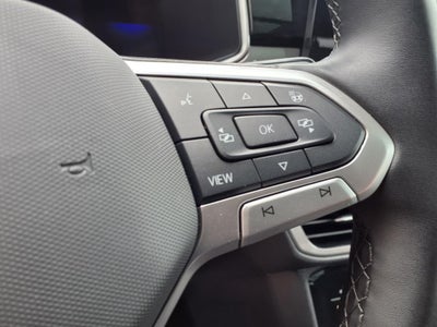 2025 Volkswagen Taos 1.5T SE Black