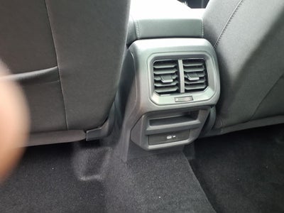 2025 Volkswagen Taos 1.5T SE Black