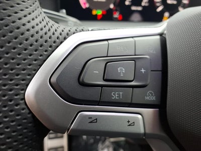 2026 Volkswagen Tiguan 2.0T SE R-Line Black