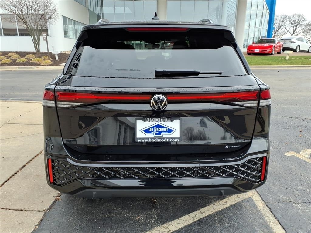 2026 Volkswagen Tiguan 2.0T SE R-Line Black
