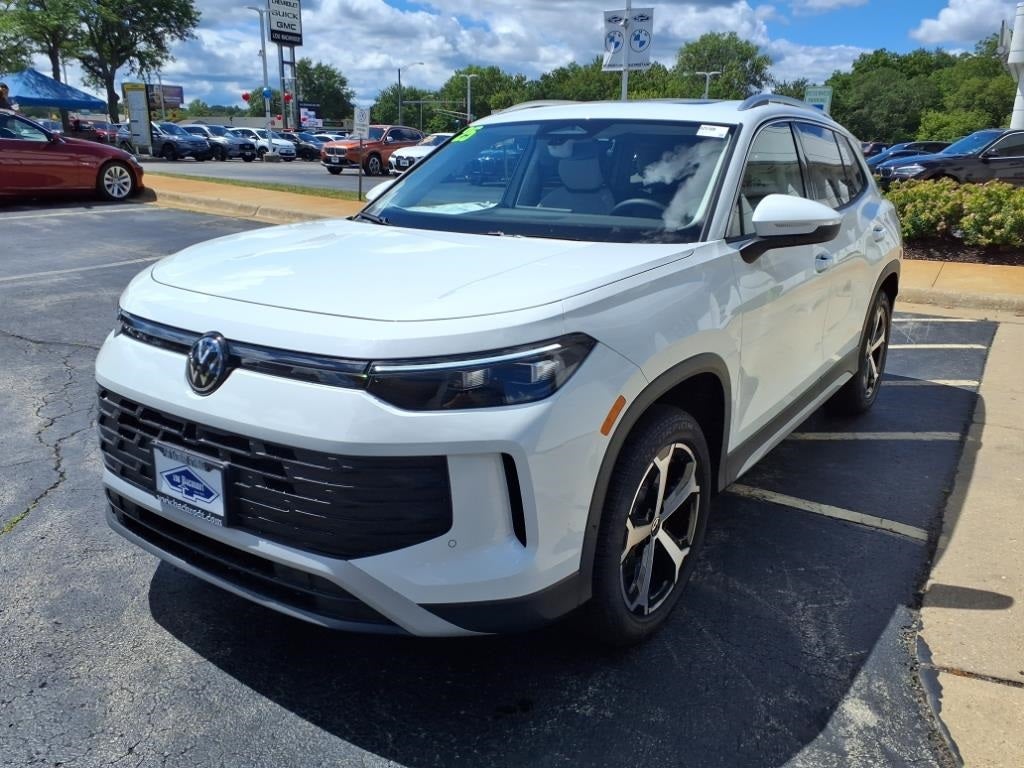 2025 Volkswagen Tiguan 2.0T SE