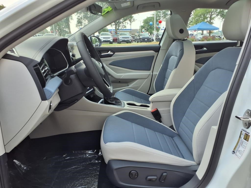 2025 Volkswagen Jetta 1.5T SE