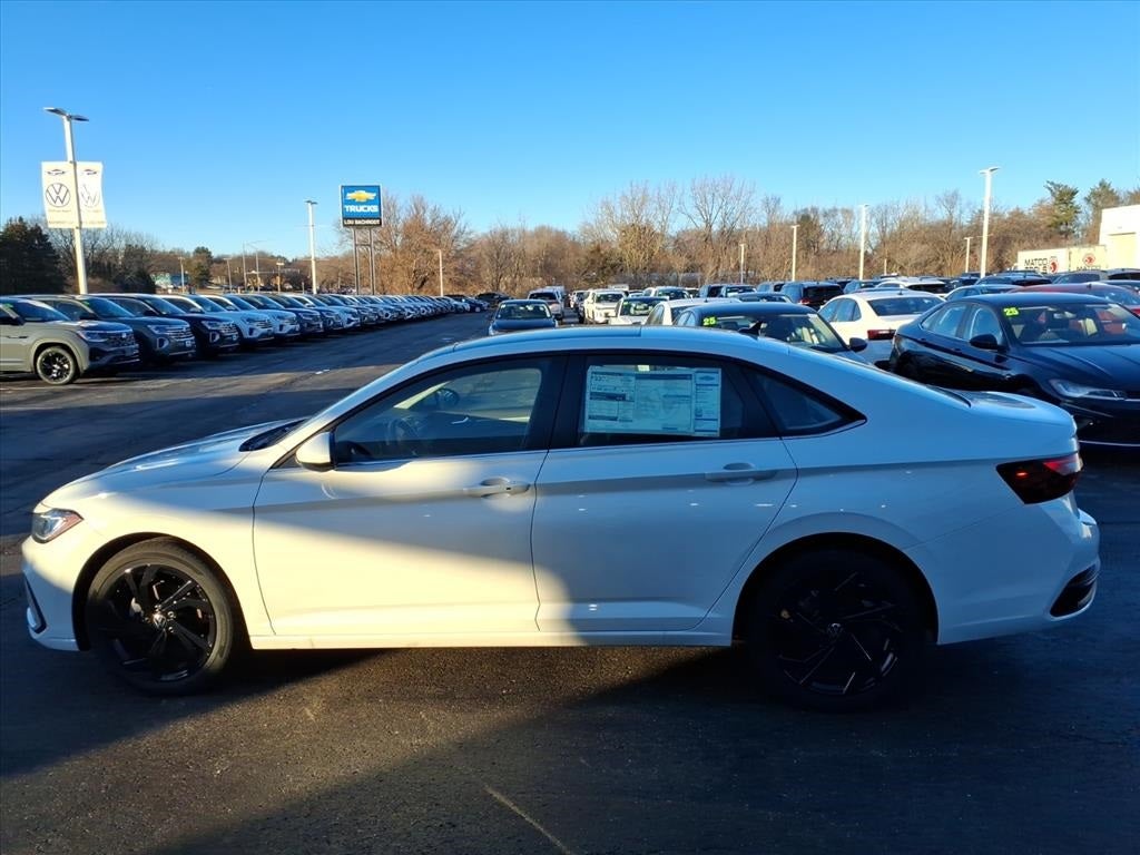 2025 Volkswagen Jetta 1.5T SE