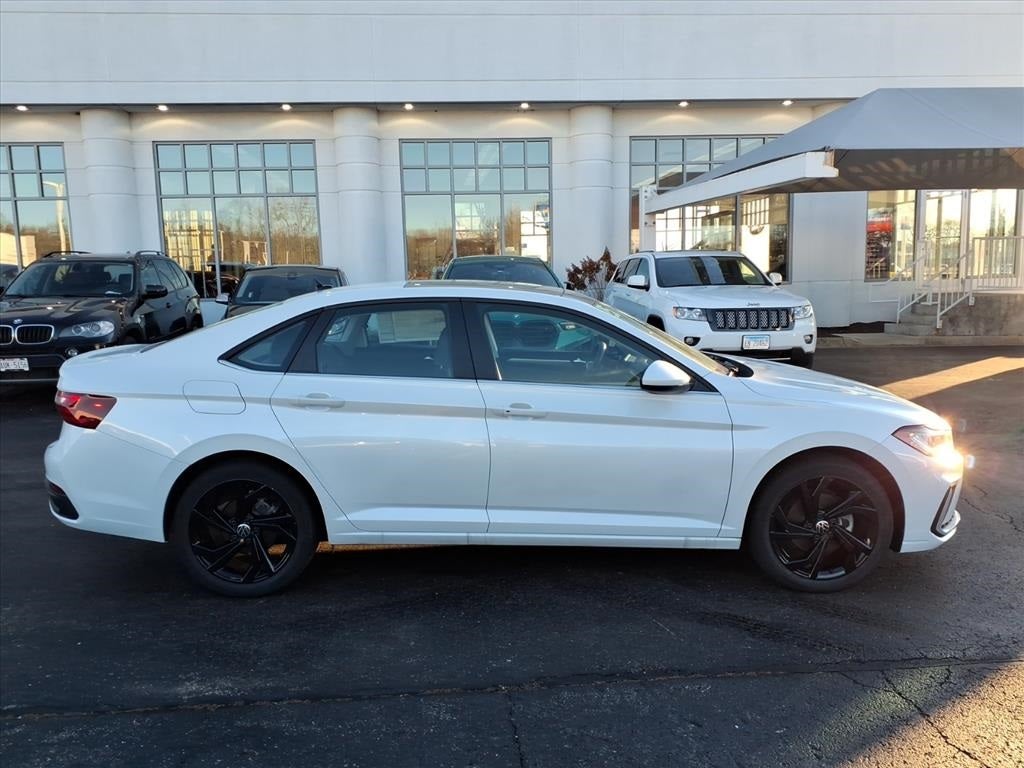 2025 Volkswagen Jetta 1.5T SE