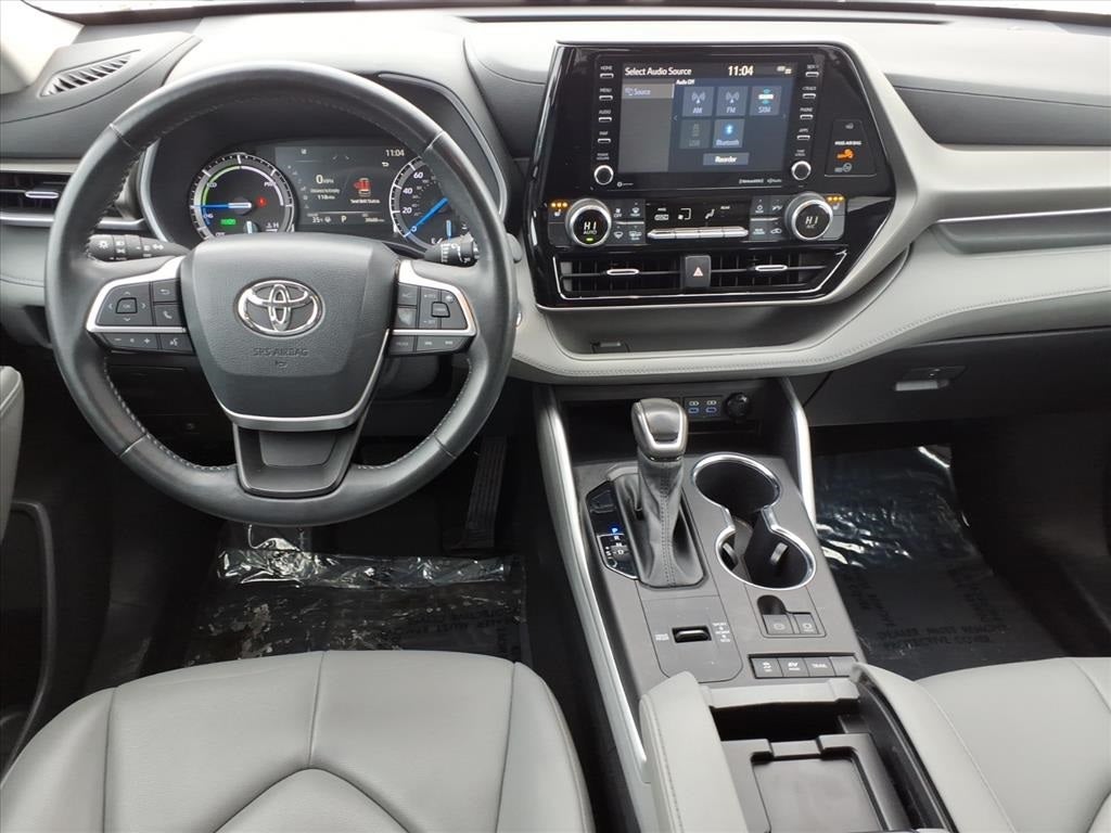 2022 Toyota Highlander Hybrid XLE