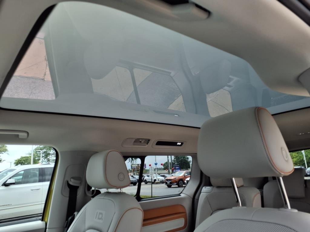 2025 Volkswagen ID. Buzz Pro S Plus