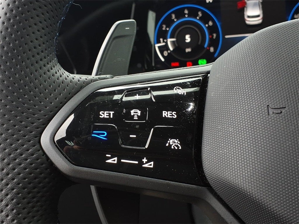 2023 Volkswagen Golf R 2.0T