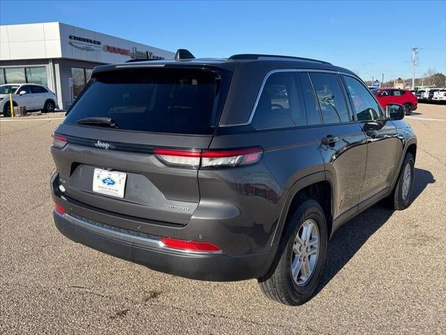 2024 Jeep Grand Cherokee Laredo 4x4