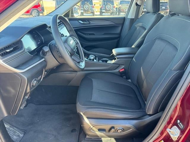 2024 Jeep Grand Cherokee Laredo 4x4