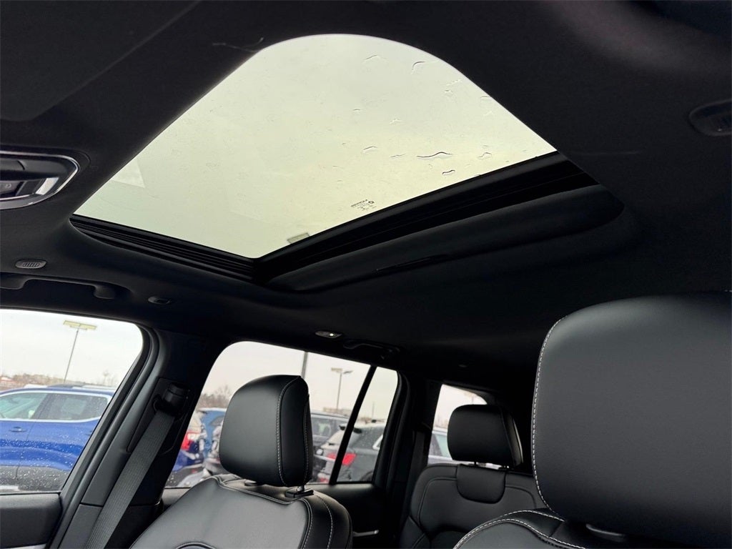 2026 Jeep Grand Cherokee GRAND CHEROKEE ALTITUDE 4X4