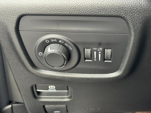 2026 Jeep Grand Cherokee GRAND CHEROKEE ALTITUDE 4X4