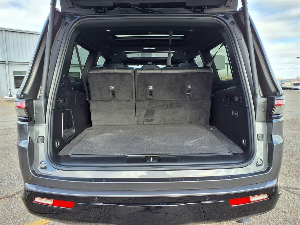 2026 Jeep Grand Wagoneer GRAND WAGONEER L LIMITED RESERVE 4X4