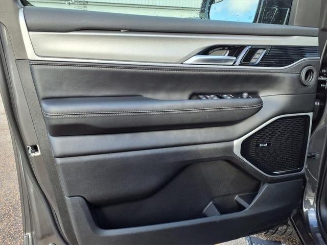 2026 Jeep Grand Wagoneer GRAND WAGONEER L LIMITED RESERVE 4X4