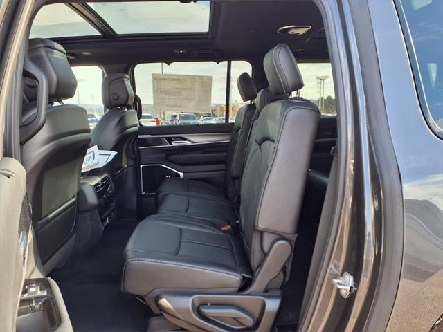 2026 Jeep Grand Wagoneer GRAND WAGONEER L LIMITED RESERVE 4X4