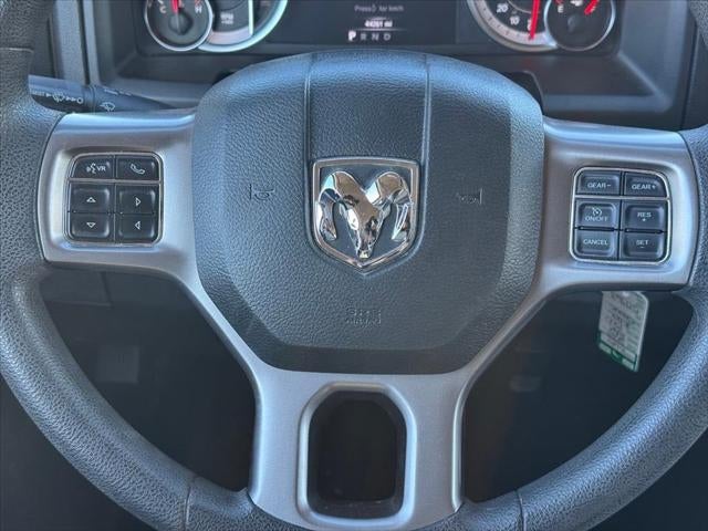 2023 RAM 1500 Classic SLT Crew Cab 4x4 5'7' Box