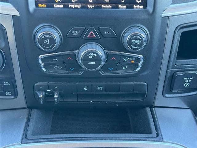 2023 RAM 1500 Classic SLT Crew Cab 4x4 5'7' Box