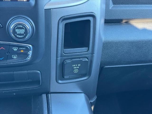 2023 RAM 1500 Classic SLT Crew Cab 4x4 5'7' Box