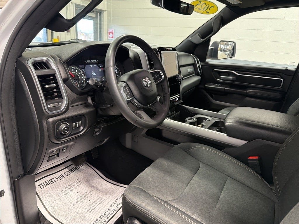 2025 RAM 1500 Big Horn Crew Cab 4x4 5'7' Box