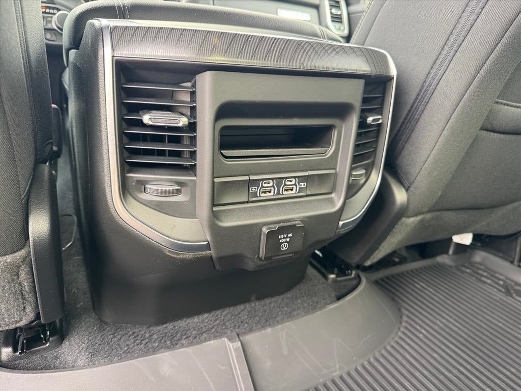 2026 RAM 1500 Big Horn Crew Cab 4x4 5'7' Box