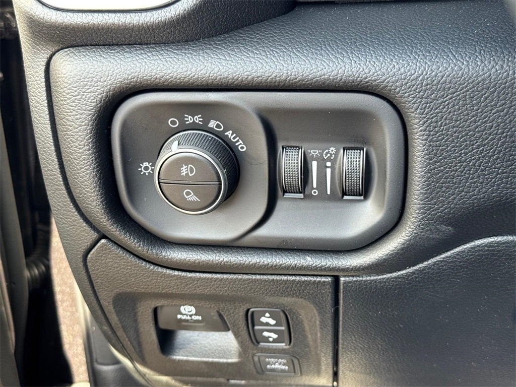 2026 RAM Ram 1500 RAM 1500 BIG HORN CREW CAB 4X4 6'4' BOX