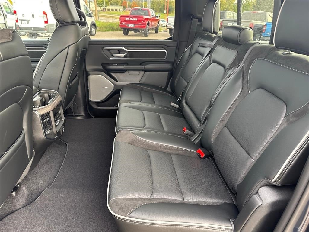 2026 RAM Ram 1500 RAM 1500 LARAMIE CREW CAB 4X4 6'4' BOX