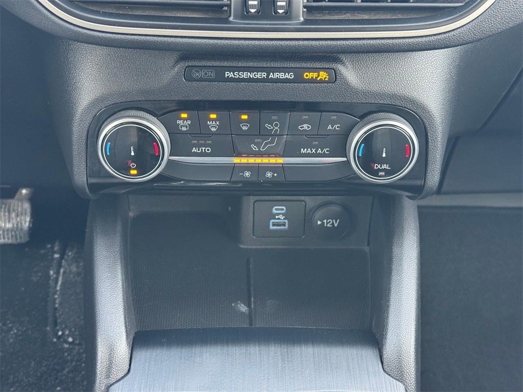 2022 Ford Escape SE Hybrid