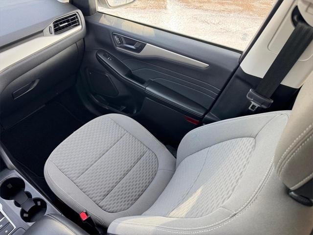 2022 Ford Escape SE Hybrid