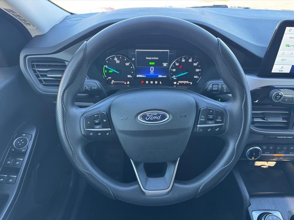 2022 Ford Escape SE Hybrid