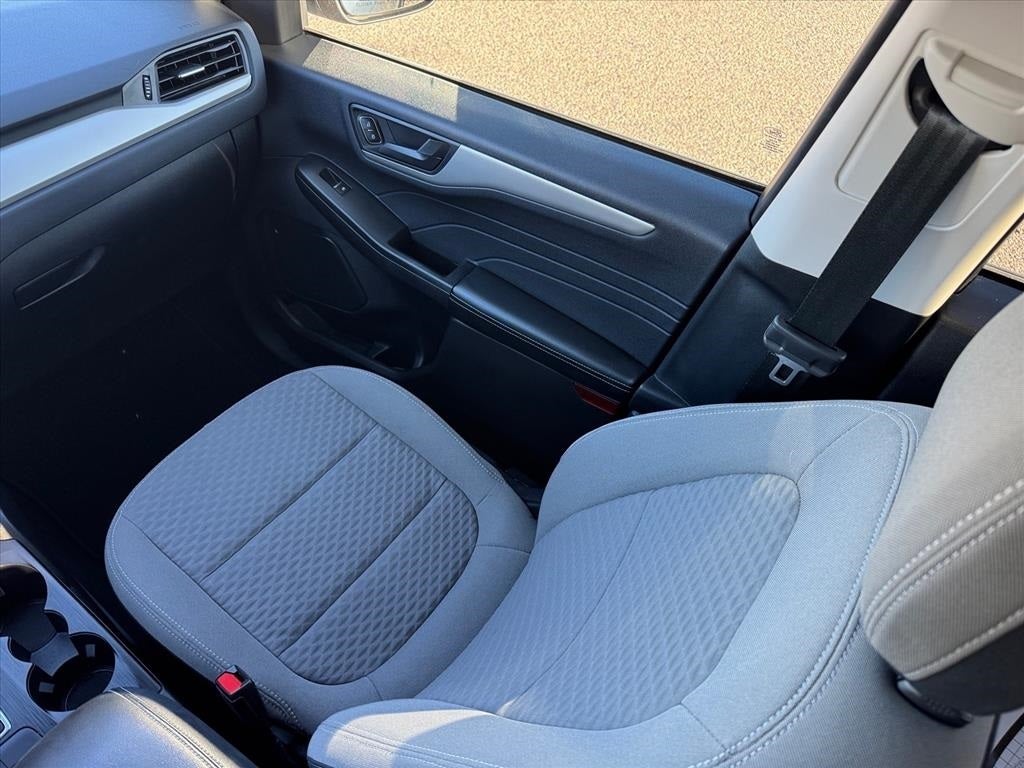 2022 Ford Escape SE Hybrid