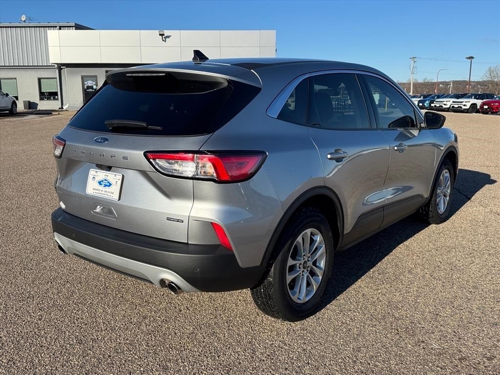 2022 Ford Escape SE Hybrid