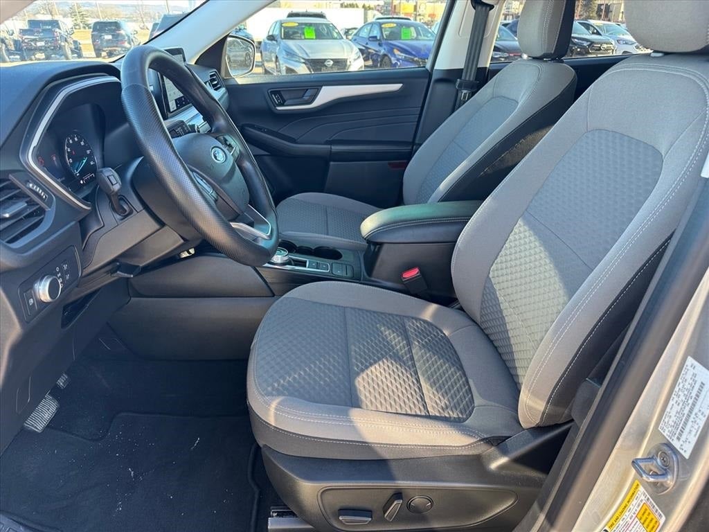 2022 Ford Escape SE Hybrid