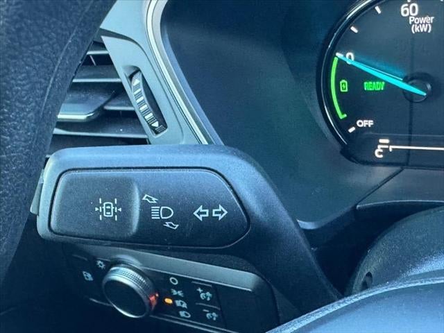 2022 Ford Escape SE Hybrid