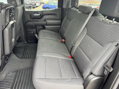 2022 Chevrolet Silverado 1500 4WD Crew Cab Short Bed Custom