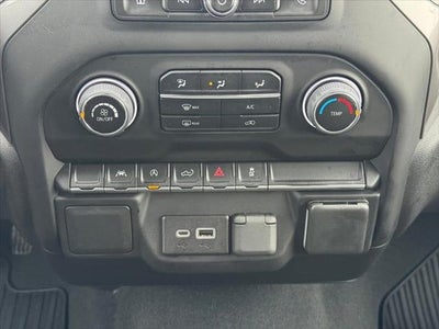 2022 Chevrolet Silverado 1500 4WD Crew Cab Short Bed Custom