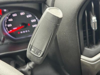 2022 Chevrolet Silverado 1500 4WD Crew Cab Short Bed Custom