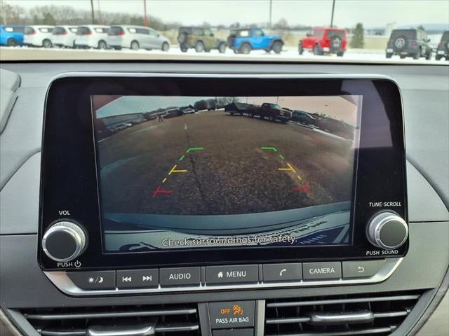 2024 Nissan Altima SV FWD