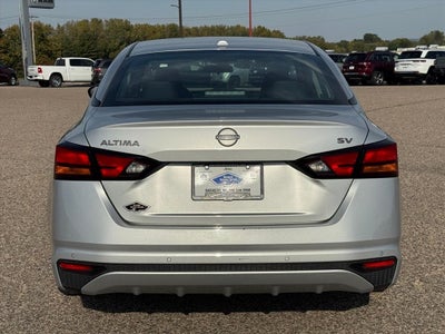 2024 Nissan Altima SV FWD