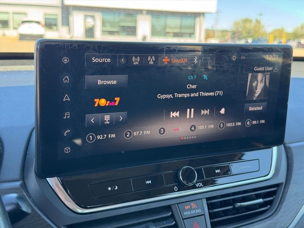 2023 Nissan Altima SL FWD