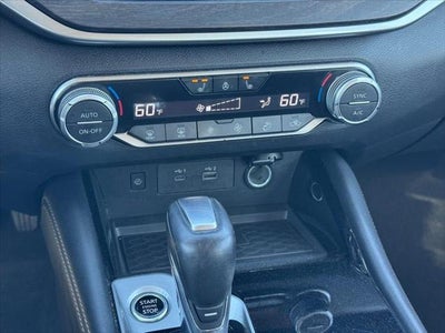 2023 Nissan Altima SL FWD