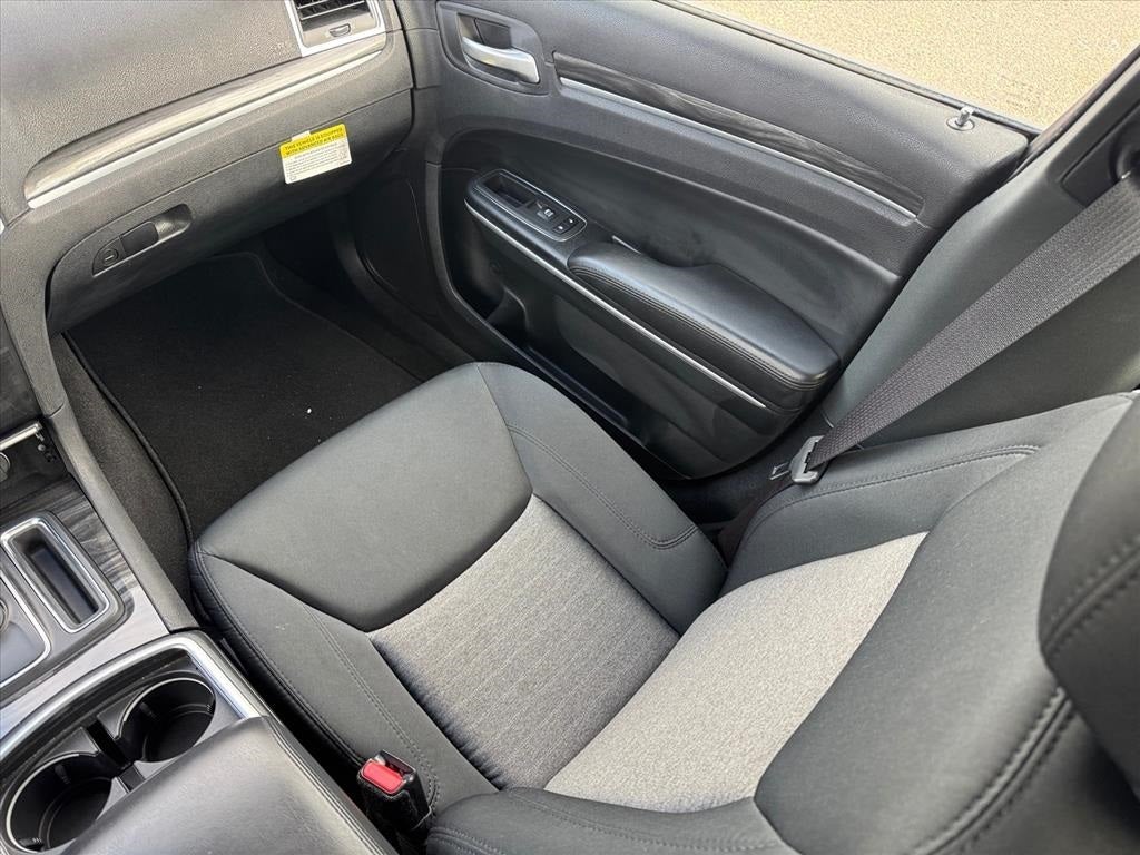 2019 Chrysler 300 Touring