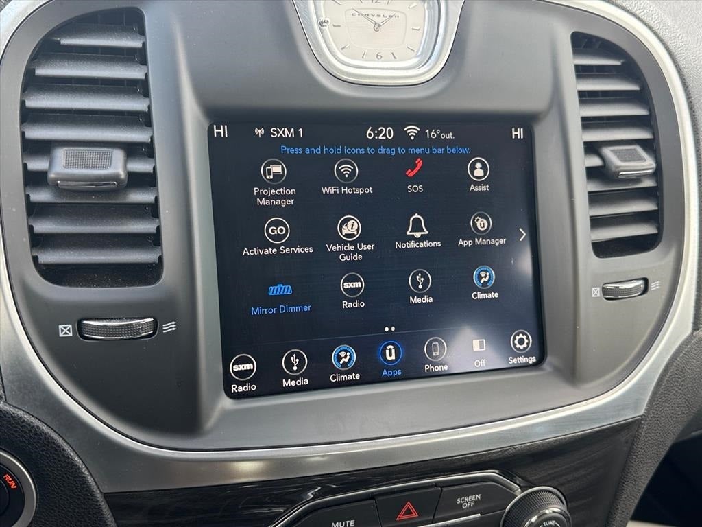 2019 Chrysler 300 Touring